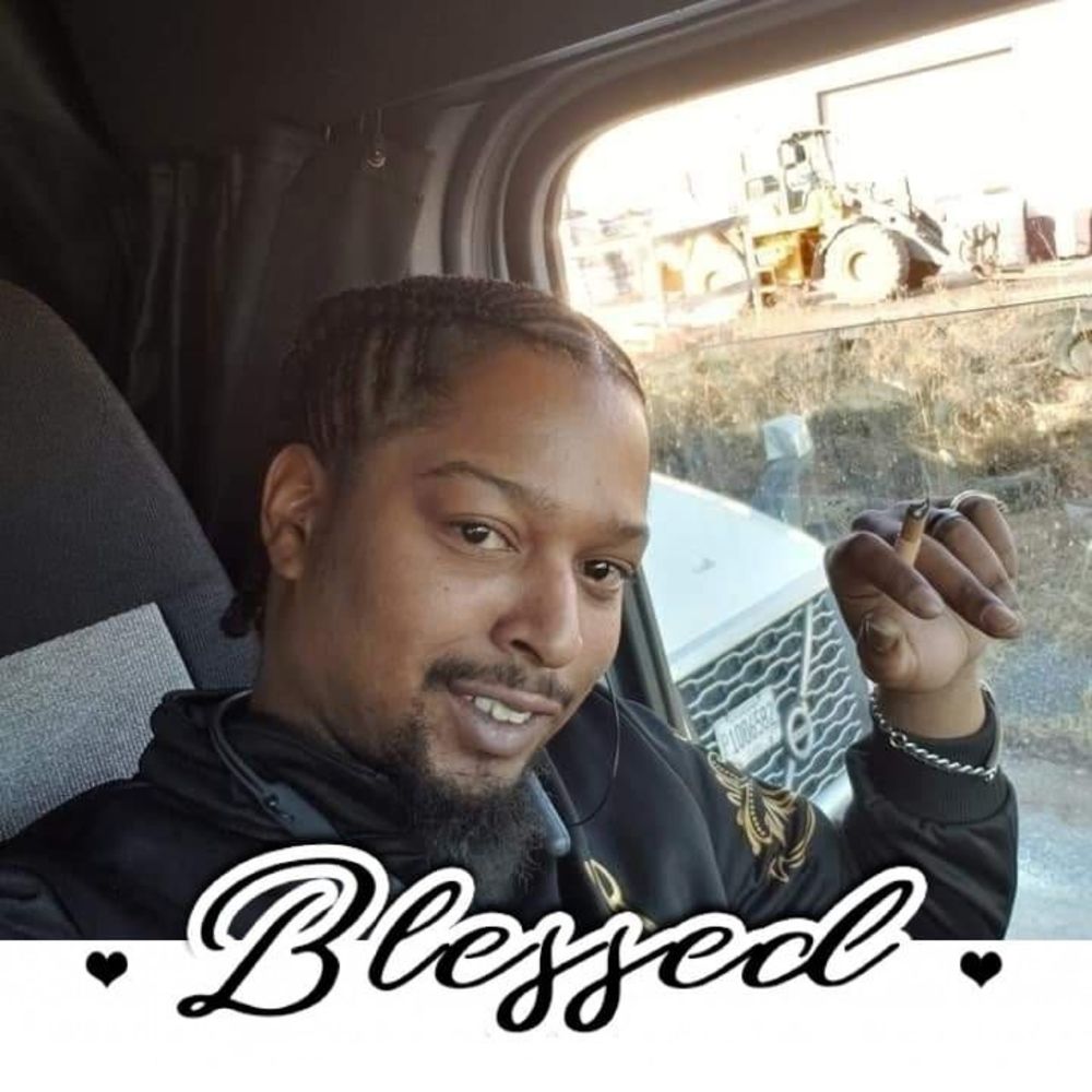 Meet your Posher, Decovon alexander